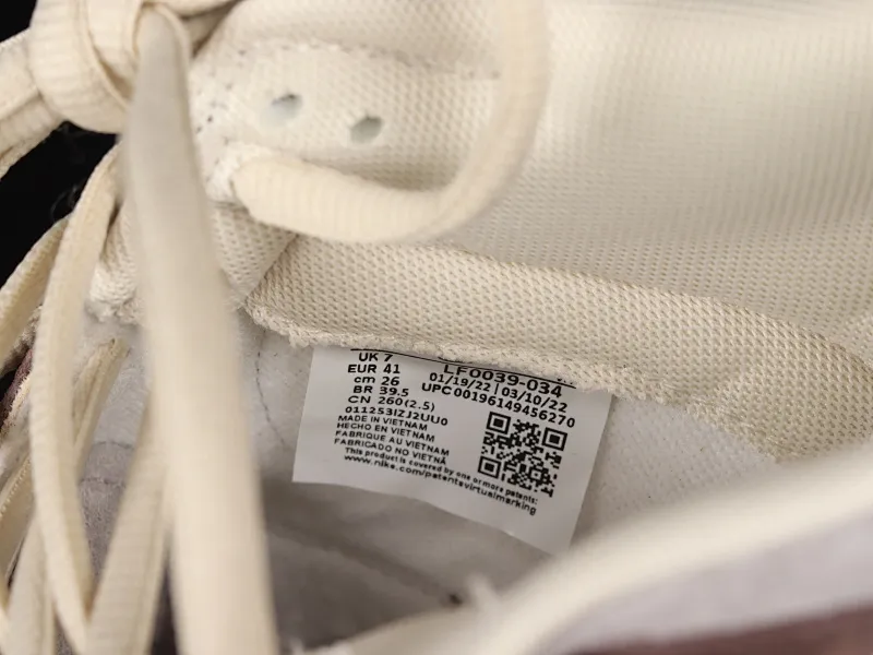 All Categories Nk SB Dunk Series Nk SB Dunk Low Low-top sneakers Otomo Katsuhiro x Nk SB Dunk Low "Steamboy OST" Otomo Katsuhiro co-branded SB low-top sports and leisure sneakers LF0039-034